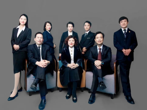 锚定新航向 筑牢思想防线 | 河南睿合瑞律所专题学习党慧局长会议精神及中央八项规定