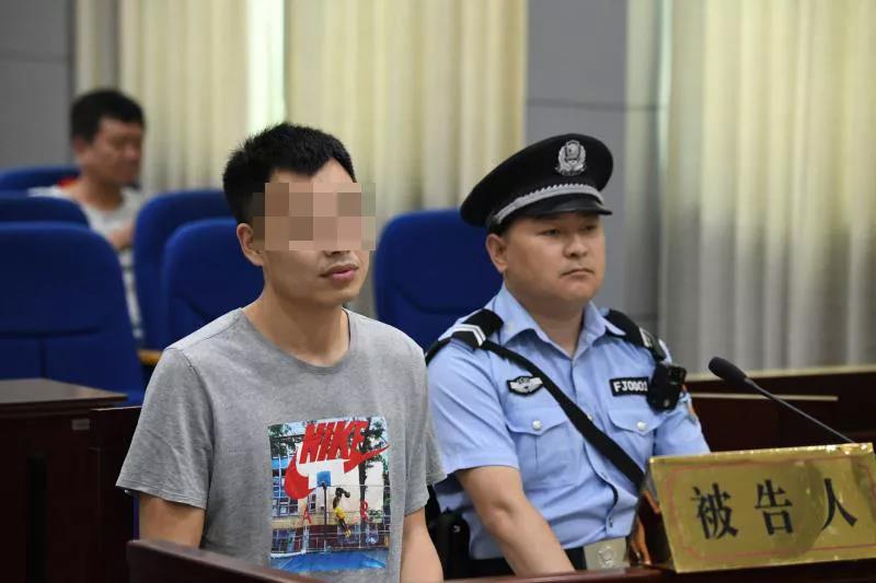 栾川报复教师案,寻衅滋事还是故意伤害？