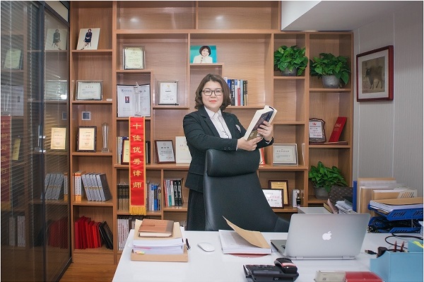 公安提醒：酒后坐副驾未开车也被追究刑事责任，与司机同罪